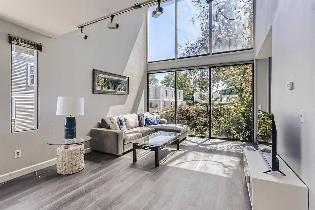 Nyaraló Sunny Suburban Getaway 4Br 3Ba Condo W Pool Denver
